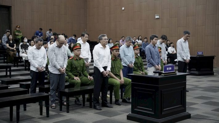 Cựu Thứ trưởng Bộ Công Thương Hoàng Quốc Vượng nhận án 6 năm tù giam