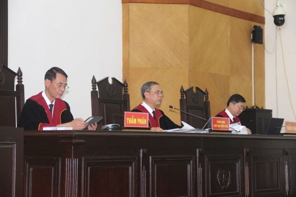 Trịnh Văn Quyết nhận hơn 5.000 đơn xin giảm nhẹ hình phạt.